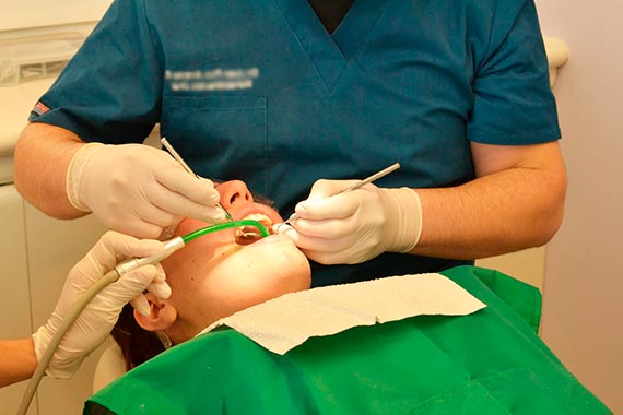 El 55,8% de las personas de 12 a 79 años en Colombia presenta caries sin tratar 