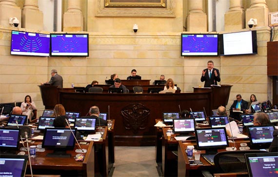 Plenaria del Senado aprueba adición al presupuesto para salud