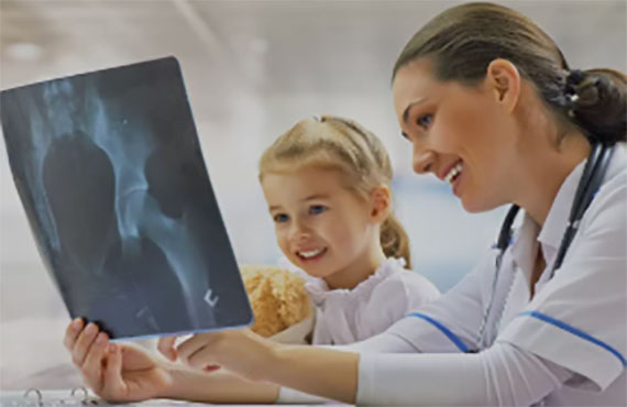 'Radiología Pediátrica', online