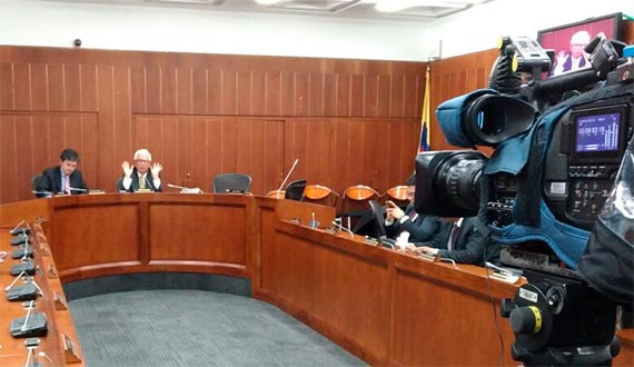 Robledo sobre Cafesalud