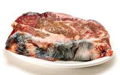 El INVIMA decomisa más de 3 toneladas de carne no apta para consumo humano que sería distribuida en colegios de Cundinamarca