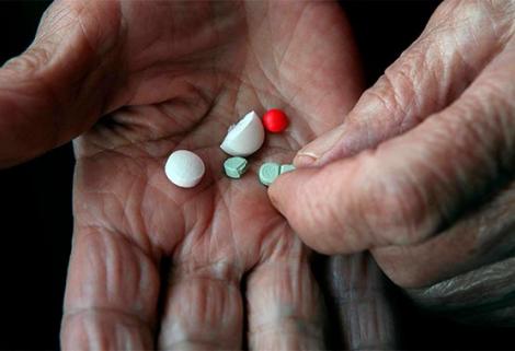 Estudio halla alta frecuencia de prescripción inapropiada en ancianos con demencia