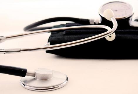 Nueva versión moderna del Juramento Hipocrático para todos los médicos del mundo
