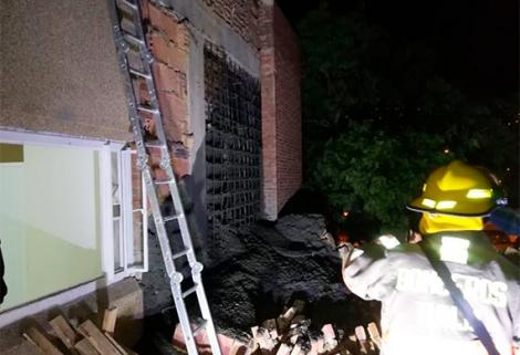 Se desploma muro del área de espera de Urgencias del Hospital San Rafael de Tunja