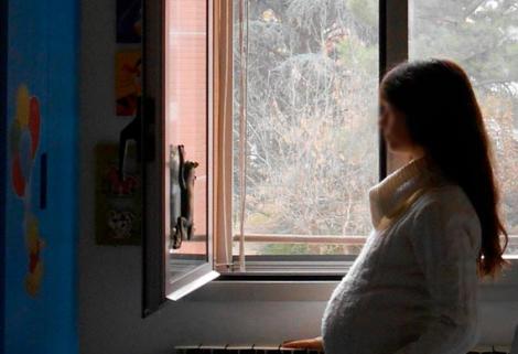 Radicado proyecto que busca prohibir la maternidad subrogada con fines lucrativos