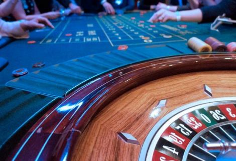 Estudio indica que el 19 % de los colombianos serían adictos a los juegos de azar