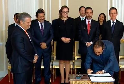Fabio Aristizábal Ángel se posesiona como superintendente Nacional de Salud