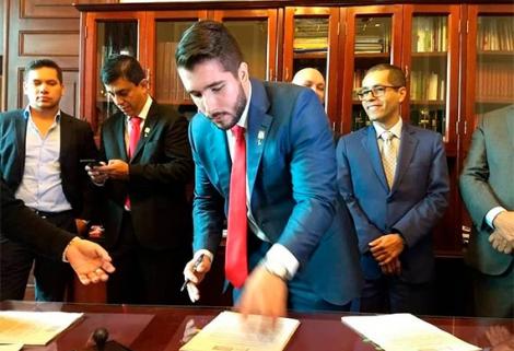 Radican un proyecto de ley que busca reformar el sistema de salud en Colombia