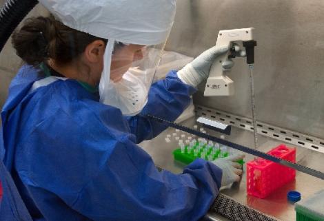 La pérdida de días de trabajo debido a causas relacionadas con la seguridad y salud en el trabajo representa casi el 4 % del PIB mundial, según un nuevo informe de la OIT.