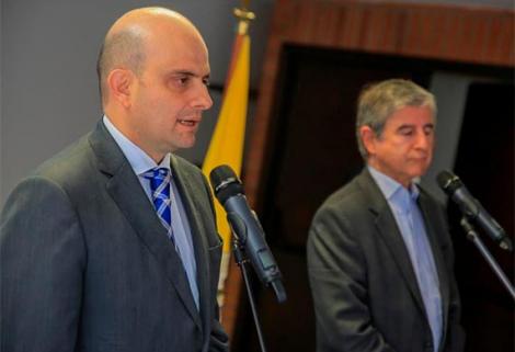 Los servicios de urgencias están siendo ocupados por pacientes que pueden ser atendidos en otros servicios, afirman desde el Ministerio.