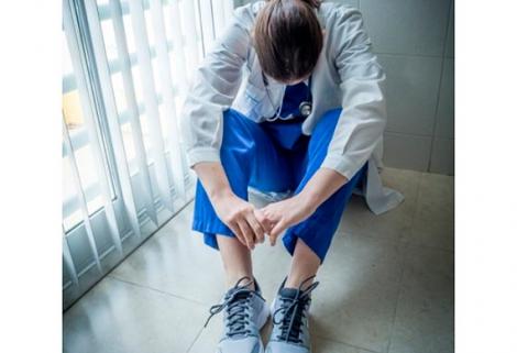 La Sociedad Colombiana de Anestesiología y Reanimación (SCARE) da recomendaciones de cómo actuar cuando un profesional de salud es amenazado.