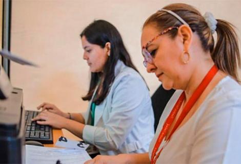 El 45 % de los especialistas médico quirúrgicos estaría ejerciendo ilegalmente por no estar inscritos en el ReTHUS