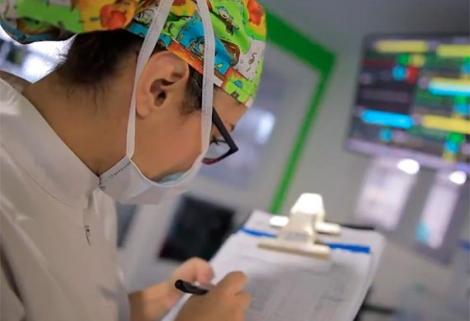 Los nuevos diagnósticos de coronavirus se presentan en mujeres ubicadas en Bogotá y Neiva.