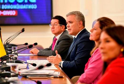 Cuestionan a cuántos trabajadores de salud llegará esta prima, teniendo en cuanto el alto porcentaje de tercerización que hay en el sector.