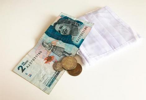 Por lo que solicita al Gobierno nacional que se decrete, nuevamente, el estado de emergencia social, económica y ecológica.