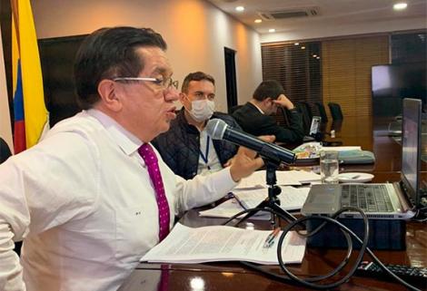 Más de dos meses después de que se reportara el primer caso en Colombia, según indica el ministro Ruiz, "tenemos 6.200 camas habilitadas" de cuidados intensivos, menos de mil nuevas camas.